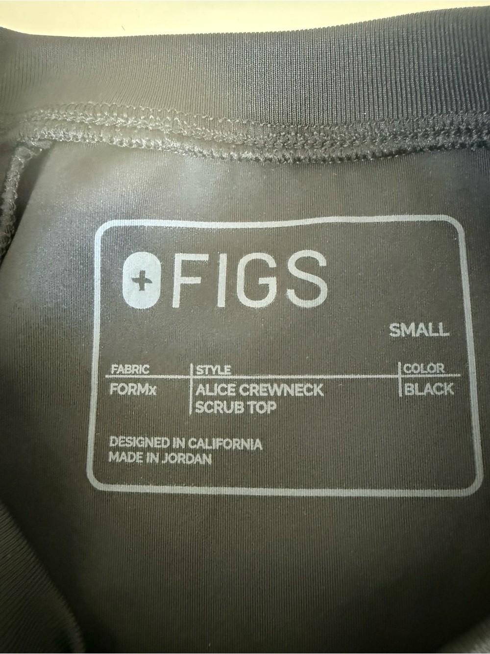 FIGS ROSA FORM SLIM CREWNECK - Picture 7 of 7